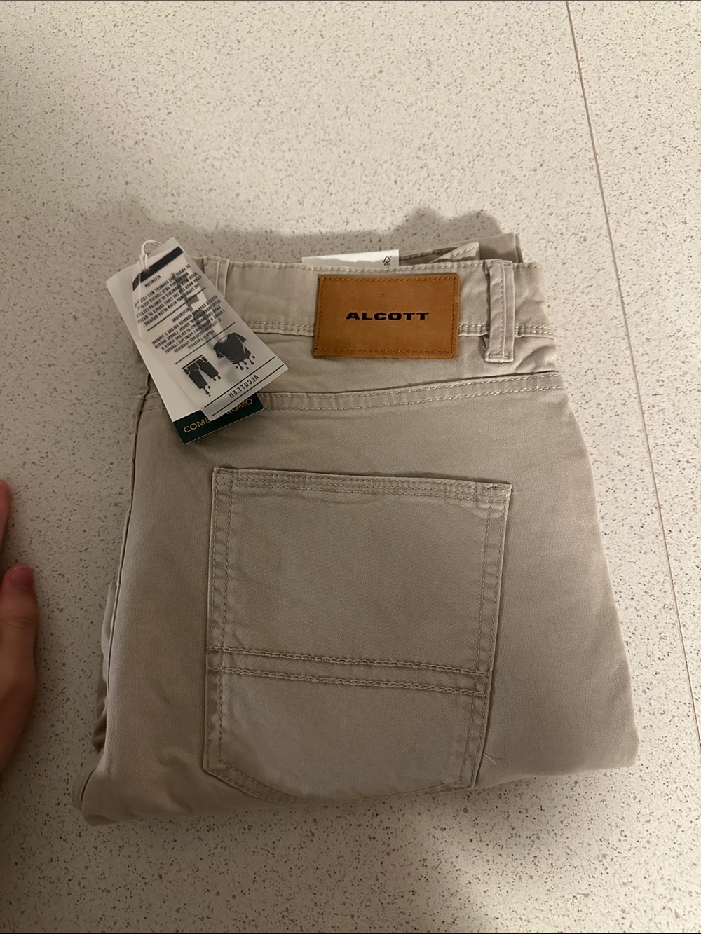 Alcott Men's Slim Beige Jeans with Leather Logo Patch